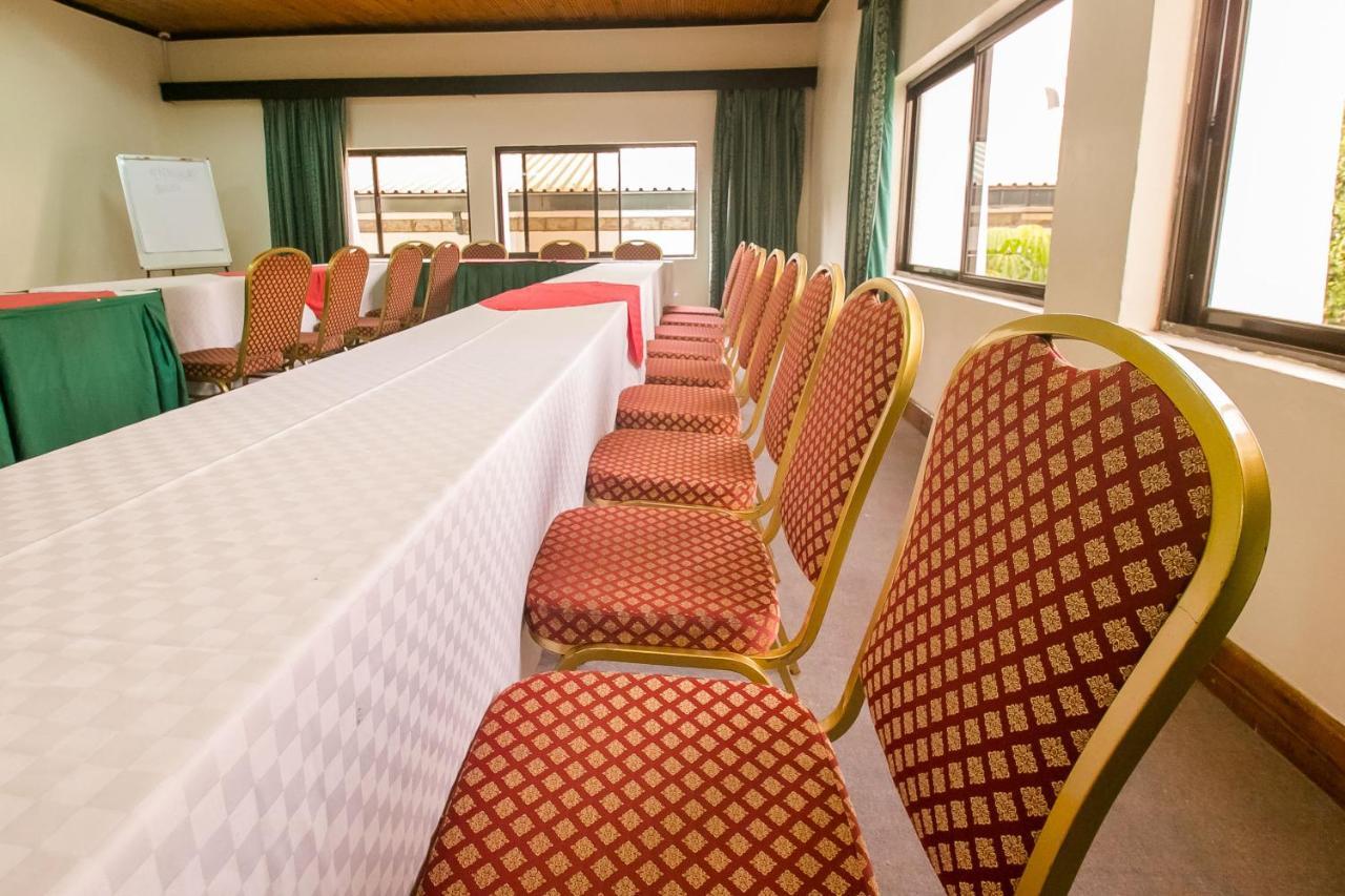 Green Hills Hotel Nyeri Exteriör bild
