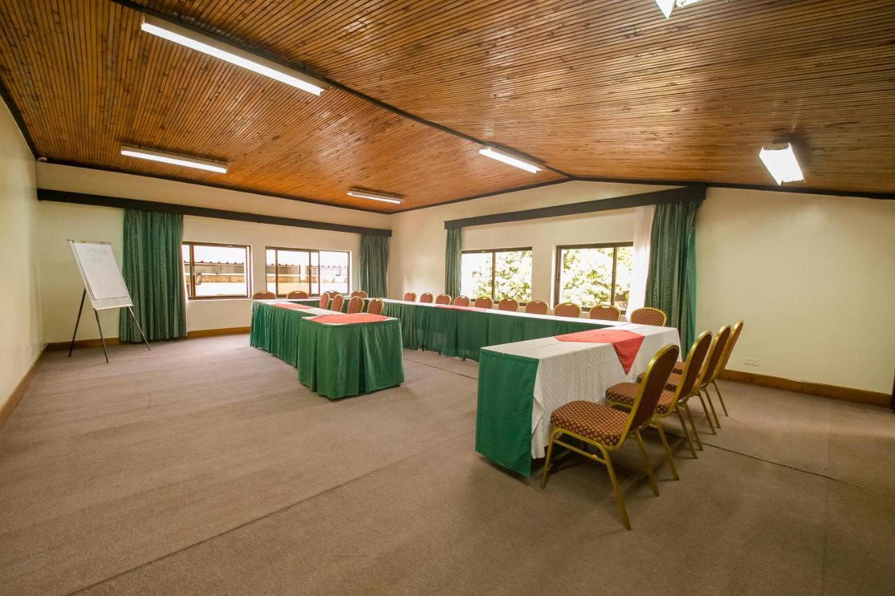 Green Hills Hotel Nyeri Exteriör bild